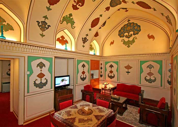 سوئیت قاجار هتل عباسی اصفهان