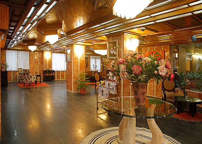 لابی هتل البرز تهران