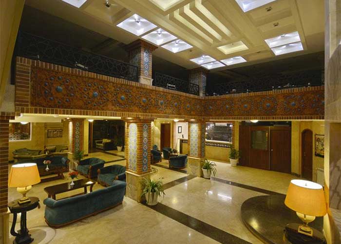 عکس لابی هتل ارگ شیراز
