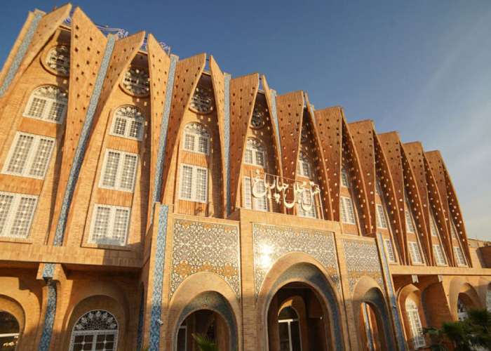 ساختمان هتل چهار باغ اصفهان
