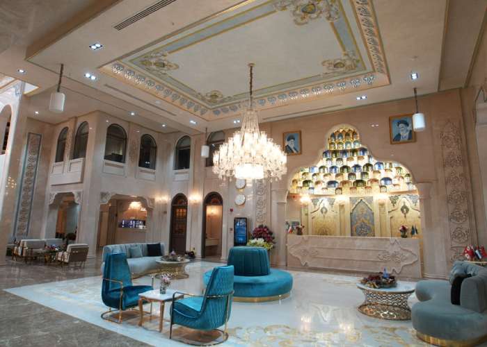 پذیرش هتل چهار باغ اصفهان