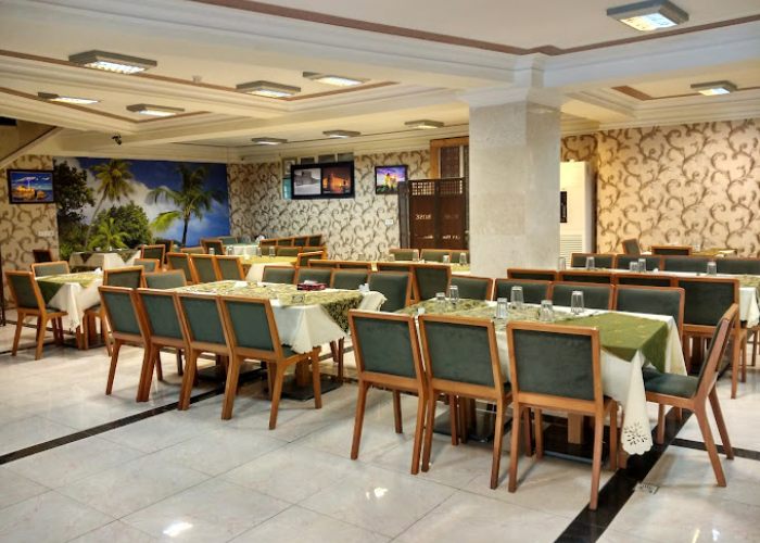 رستوران هتل رز ریحان شیراز