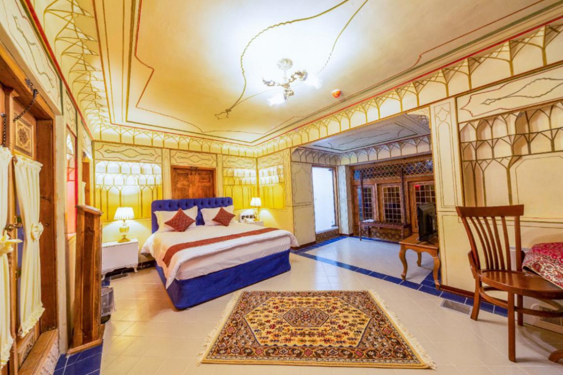 اتاق حافظ هتل کاخ سرهنگ اصفهان