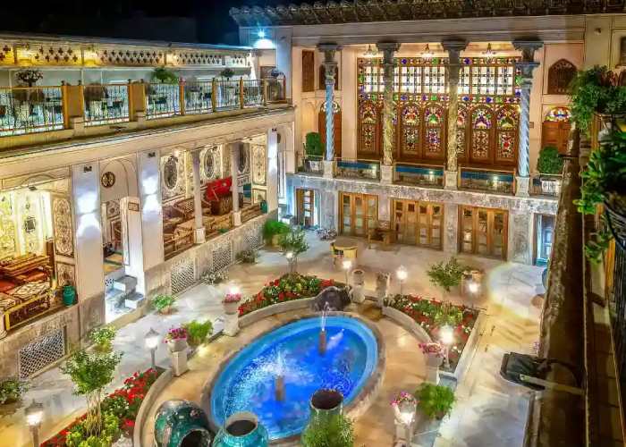 ساختمان هتل شهسواران اصفهان