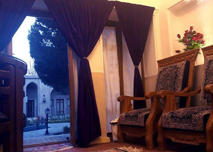 هتل سنتی ایوان ماهان کرمان