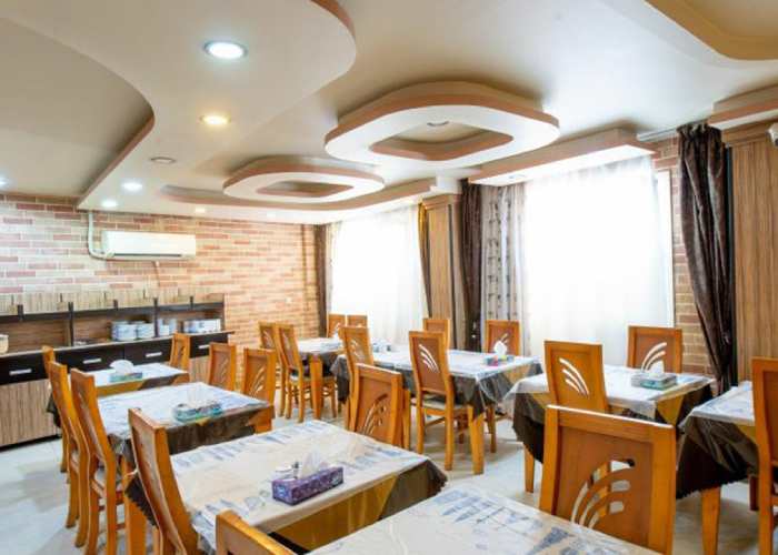 رستوران هتل نصیر الملک شیراز