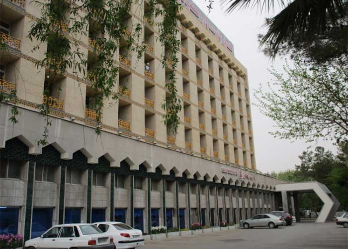 ورودی هتل کوثر اصفهان