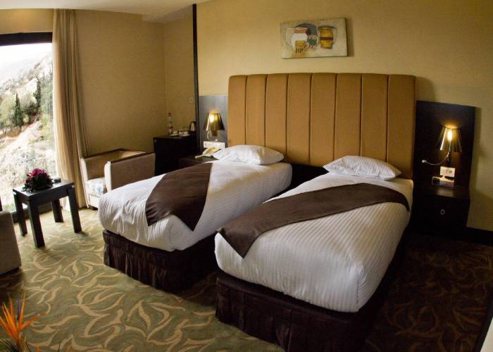 اتاق دو تخته توئین هتل رویال شیراز