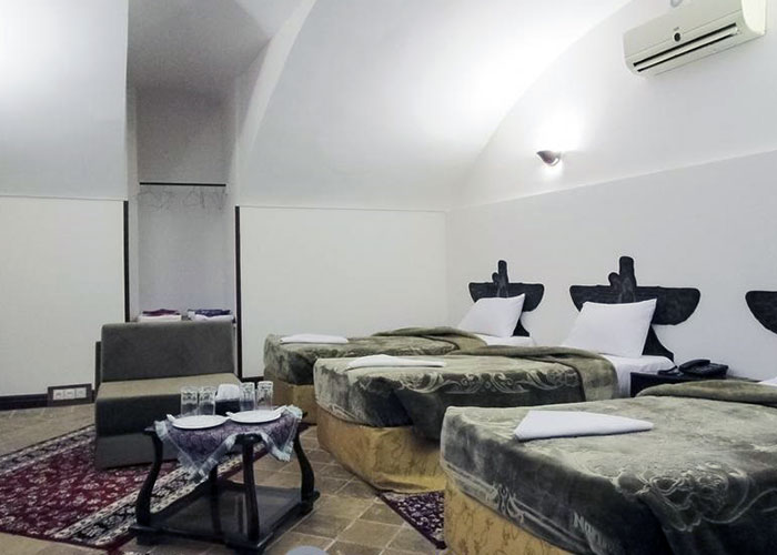 تصاویر چهار تخته هتل سنتی رز یزد