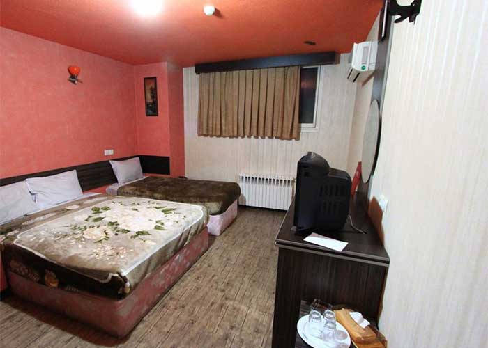 عکس اتاق سه تخته هتل صبا اصفهان