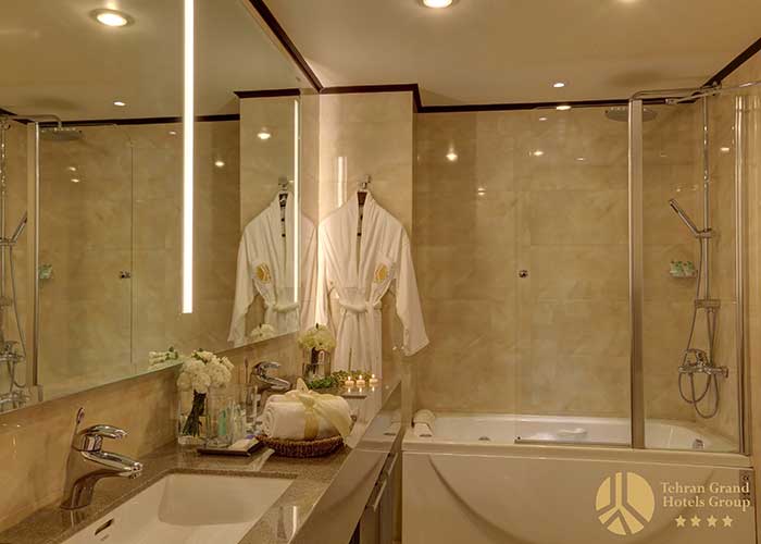 سرویس حمام اتاق های هتل بزرگ تهران