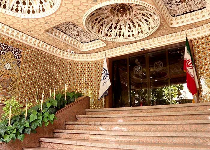 ورودی هتل ونوس اصفهان
