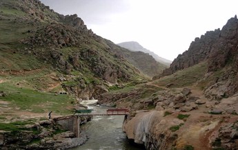 چشمه معدنی صوفیان 