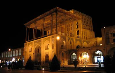 عمارت عالی قاپو شهر اصفهان