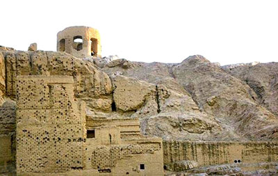آتشگاه کوه سنگی شهر اصفهان
