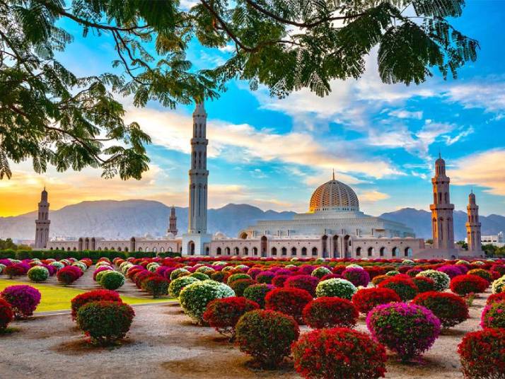 سفر هوایی یا دریایی به عمان