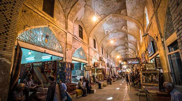 بازار وکیل