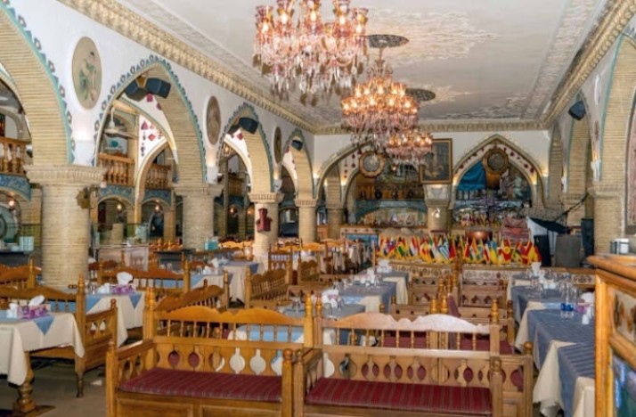 رستوران عالی قاپو تهران